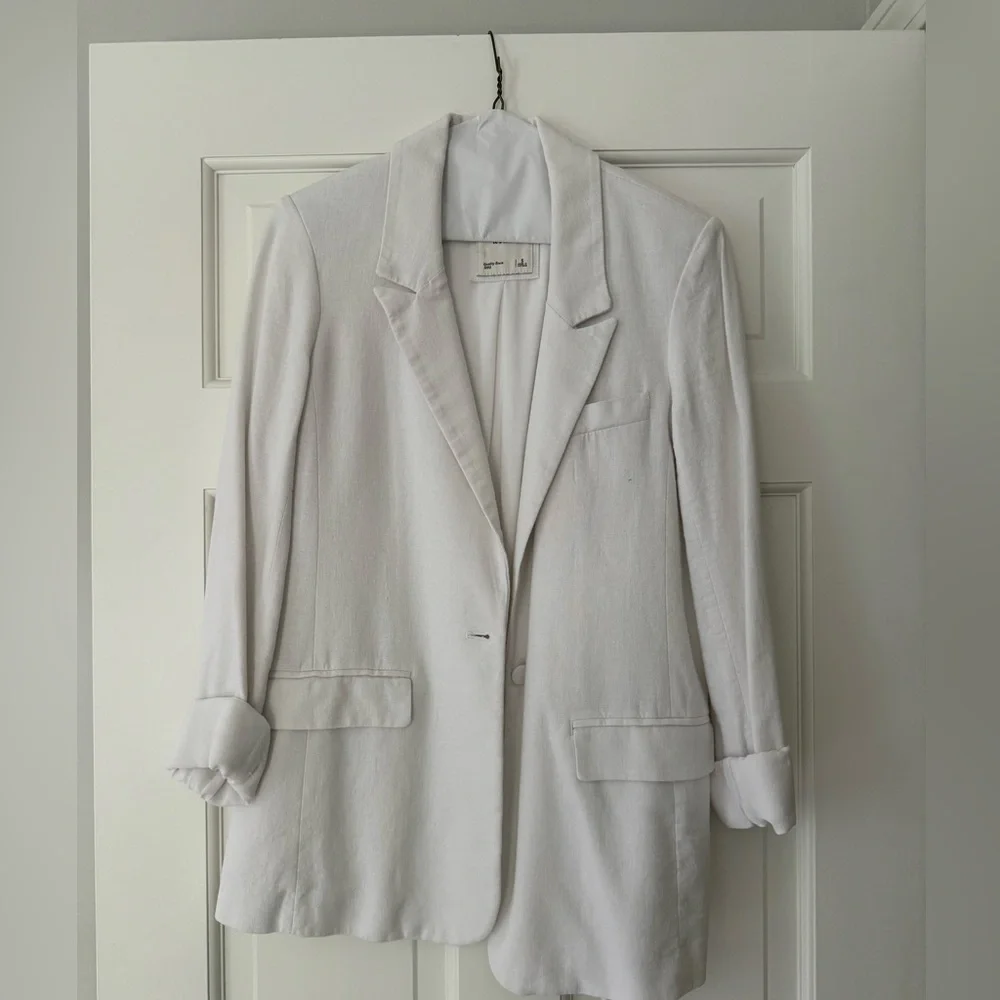 White linen blazer - Picture 1 of 1
